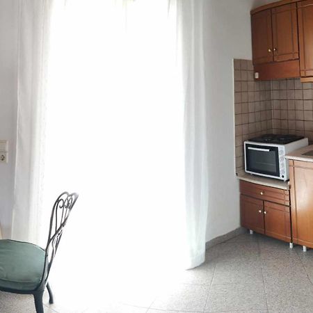 Alexandra'S Apartments อาคาราวี ภายนอก รูปภาพ